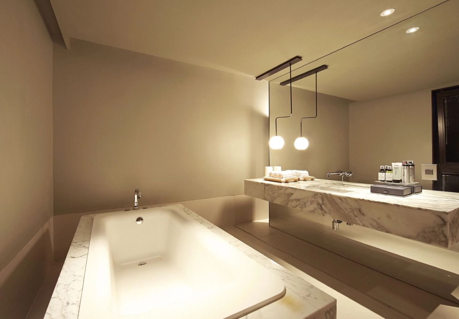 JS The Classic Hotel