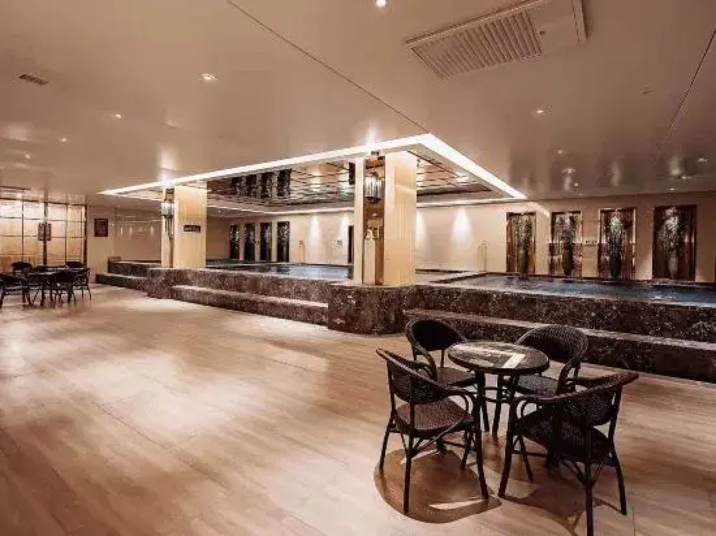 Xinwei Hot Spring Hotel