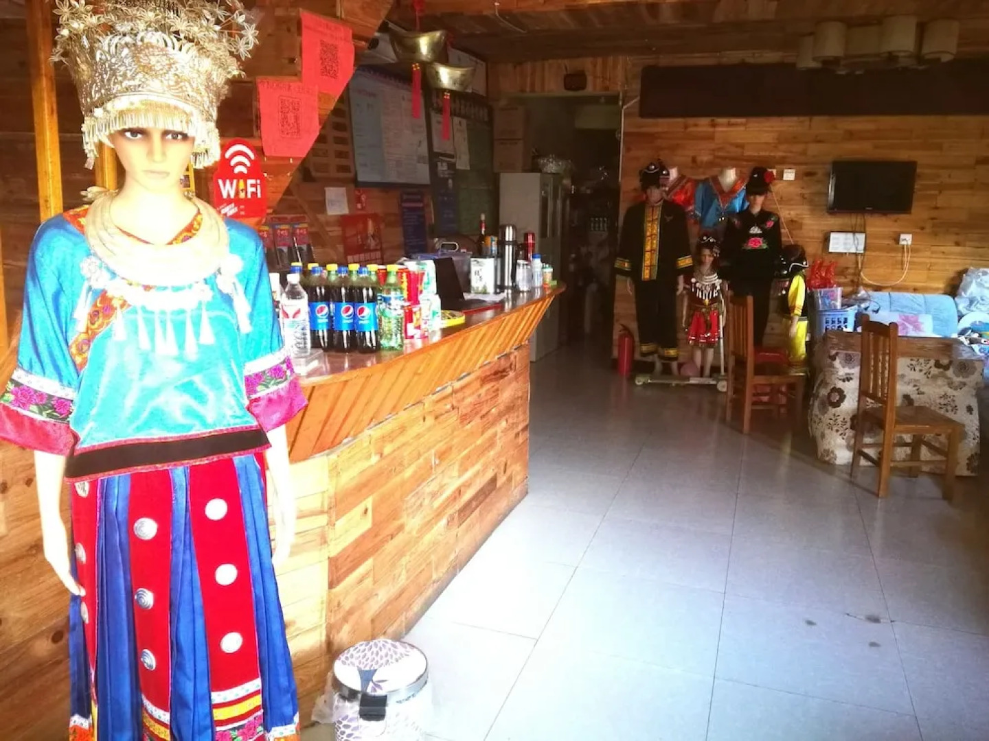 Spring Orchid Youth Hotel