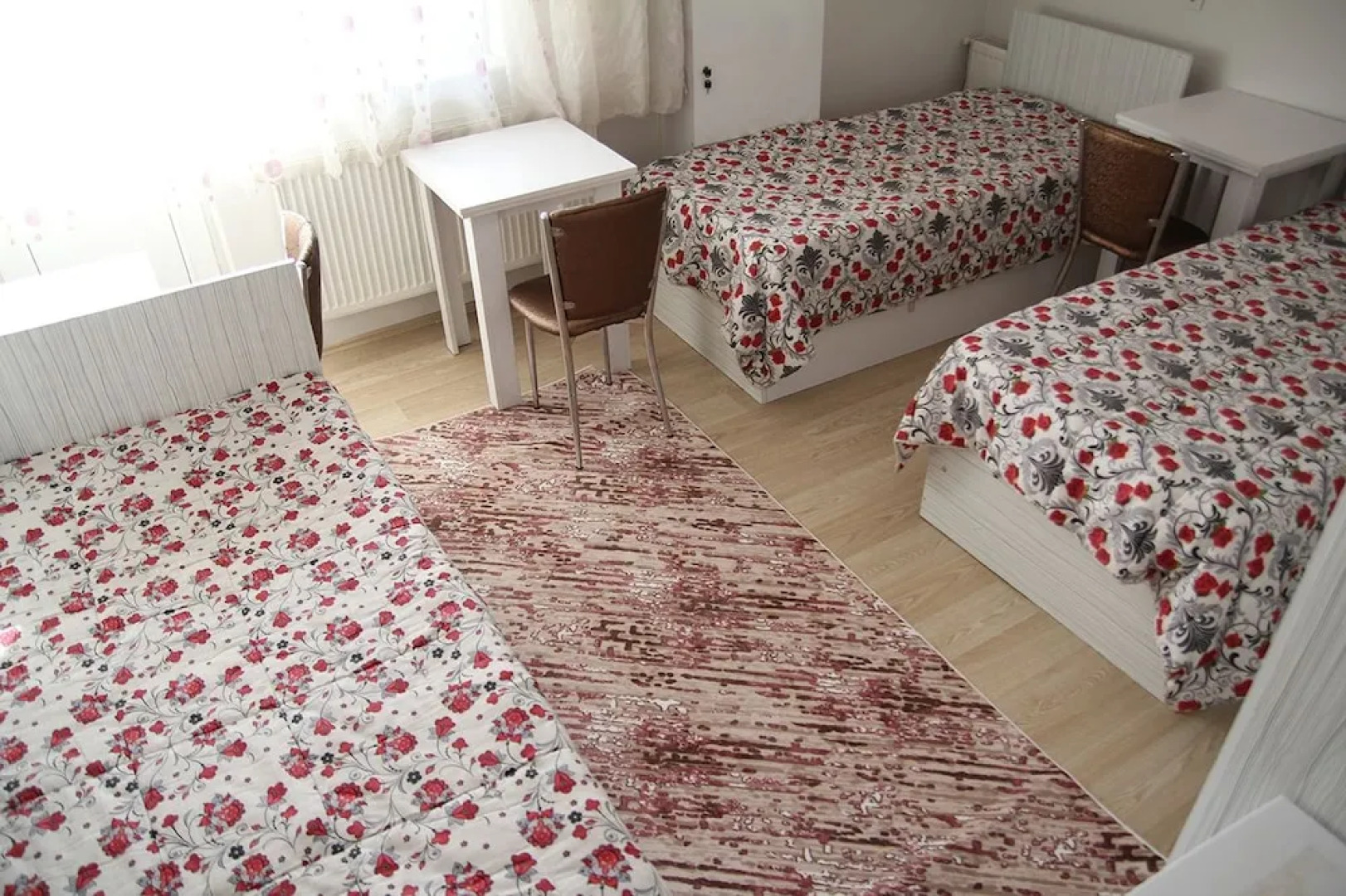 Seckin Apart - Caters to Adult Women