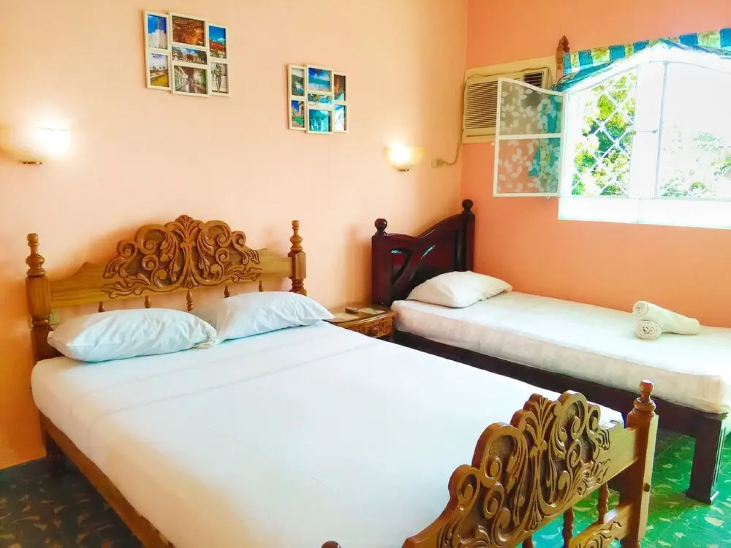 Central Room Terrace-Balcony