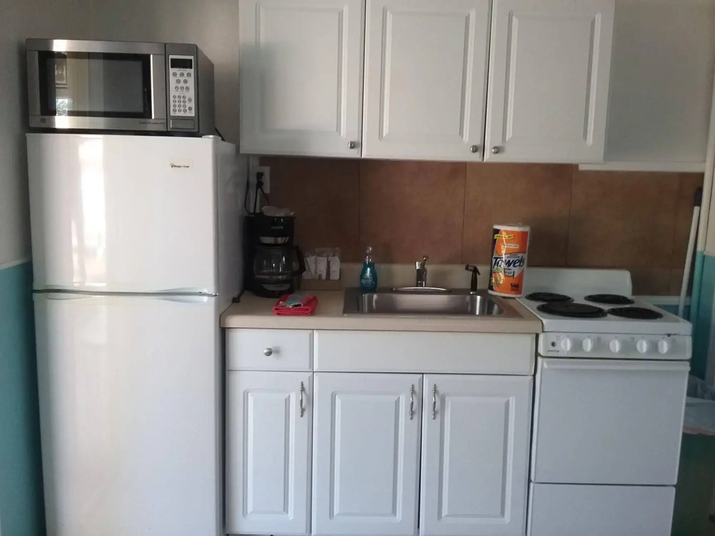 Tropical Bay Inn Motel