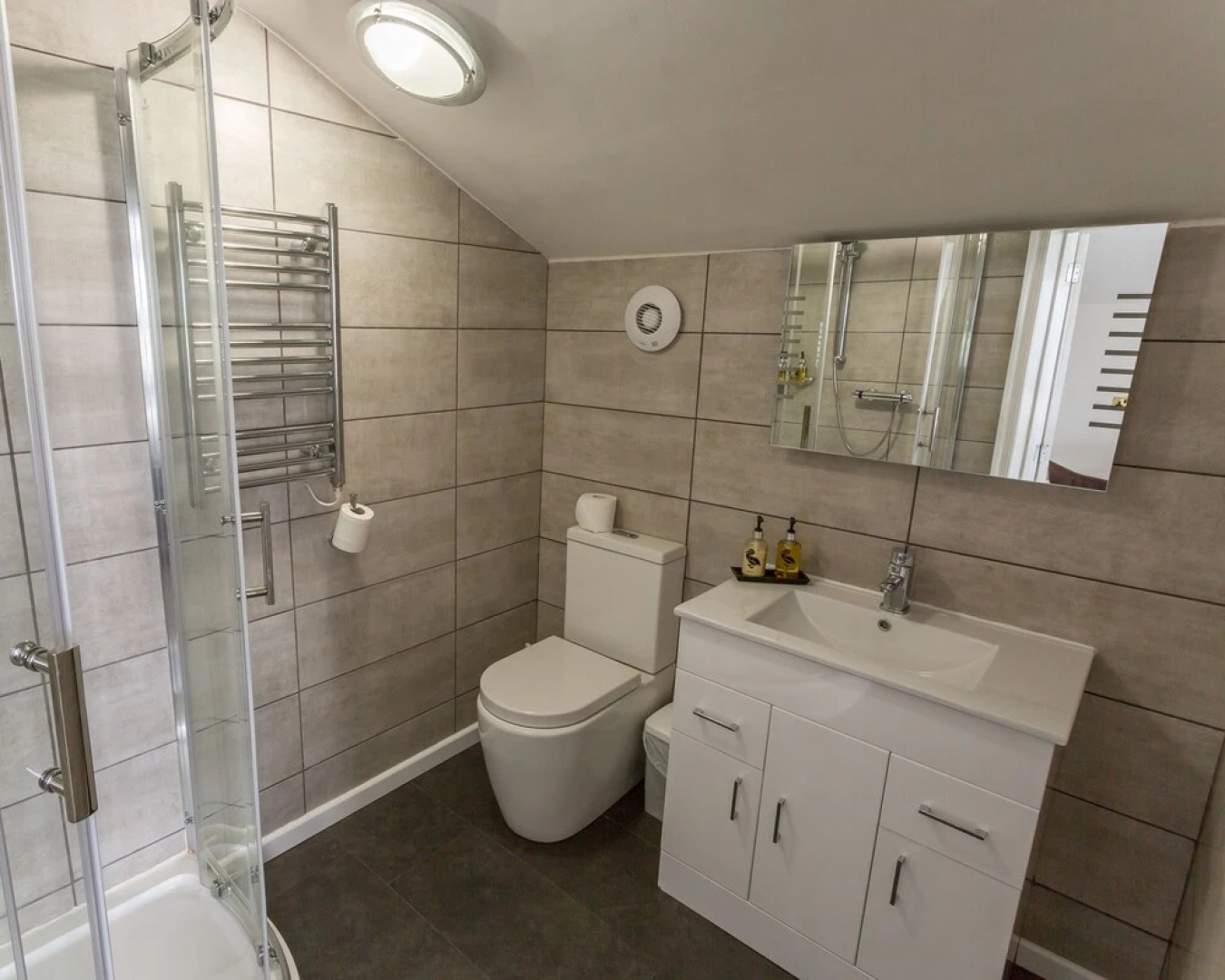 Westlakes Hotel and Restaurant