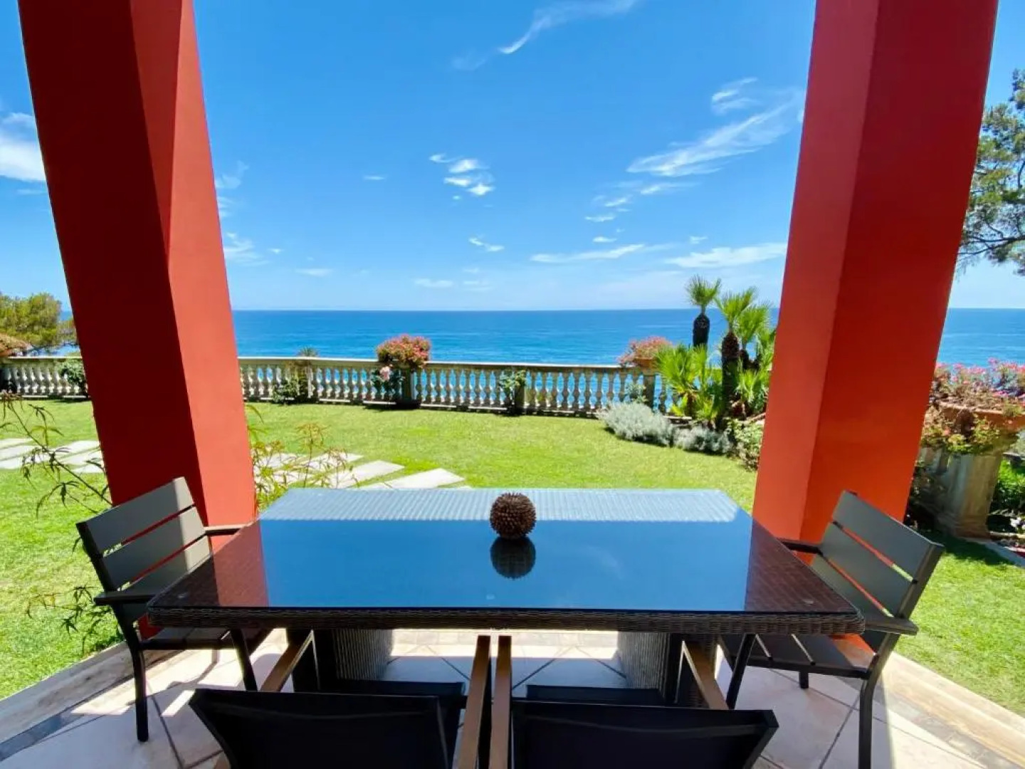 Sea View Suite Apartment In Historic Villa, Exclusive Experience