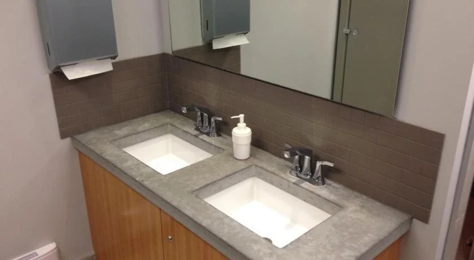 Whistler Lodge Hostel