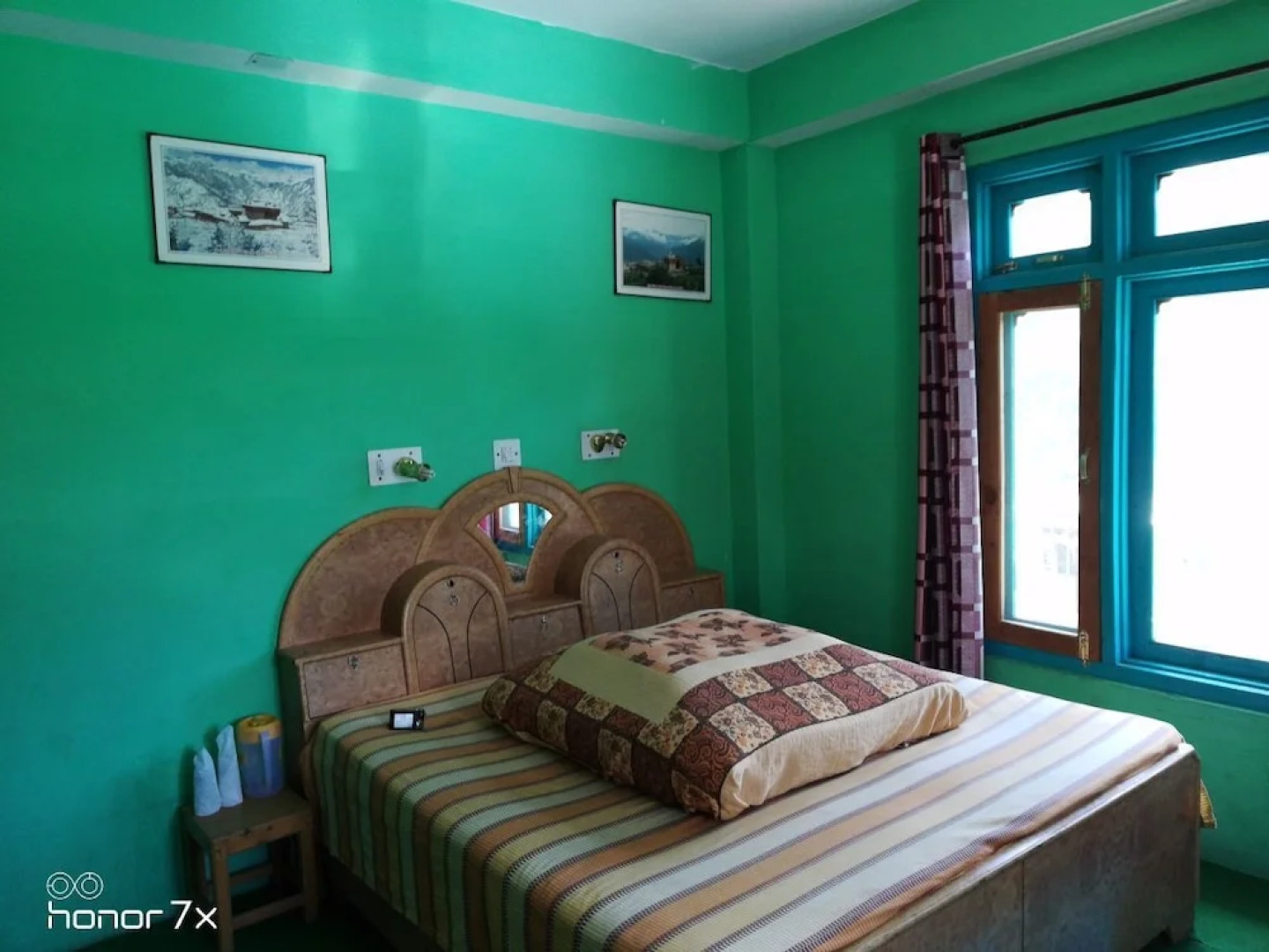 Shruti Guest House