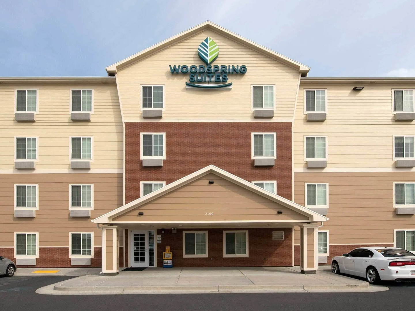 Woodspring Suites Ogden