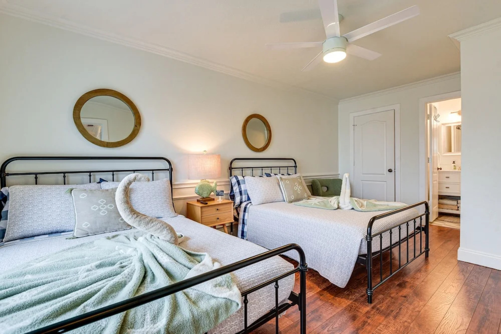 Gorgeous Granbury Lake Getaway w/ Pool & Dock!