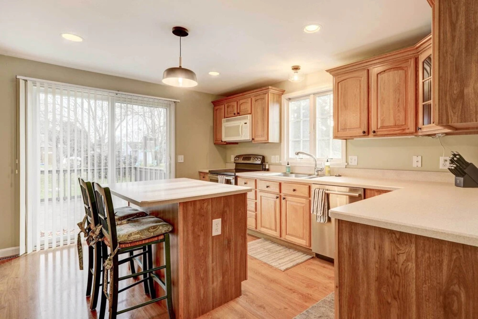 Westerly Retreat ~ 1/4 Mi to Private Beach!