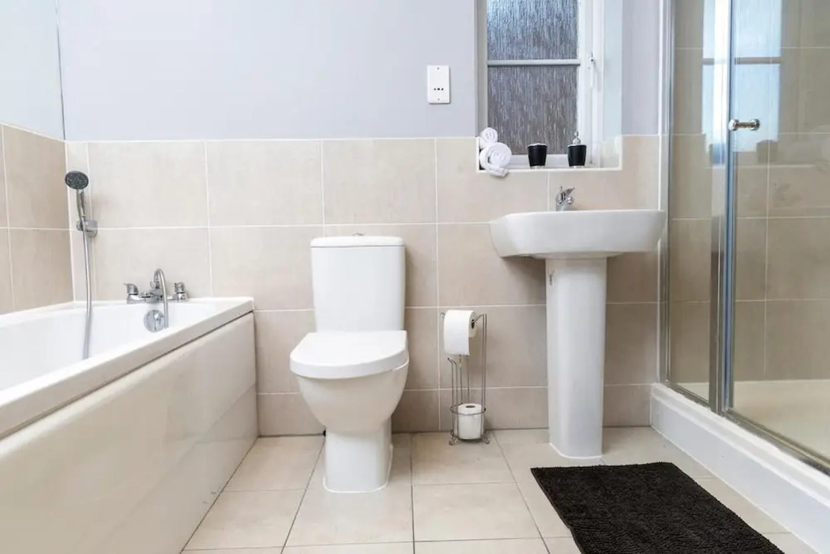 4 Luxurious Executive Villa