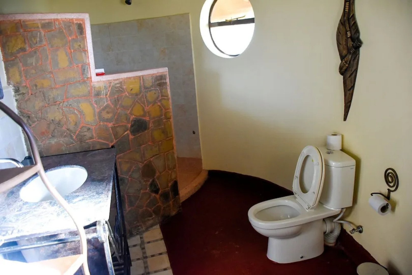 Enchipai Campsite and Cottages