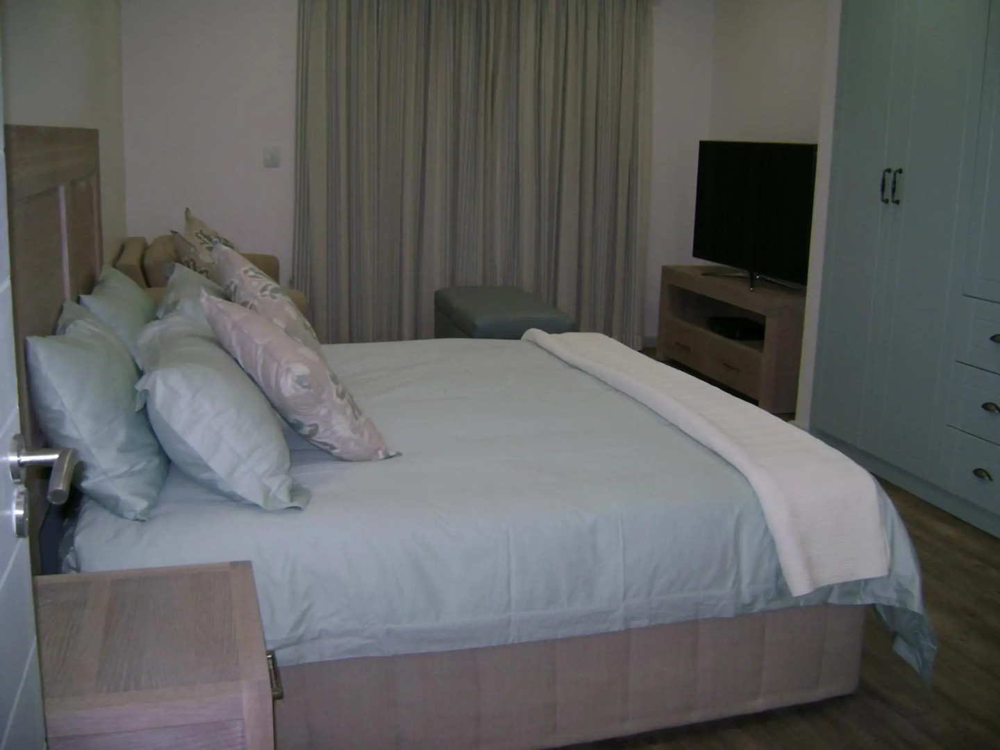 Beautiful Cottage Fantastic Beach