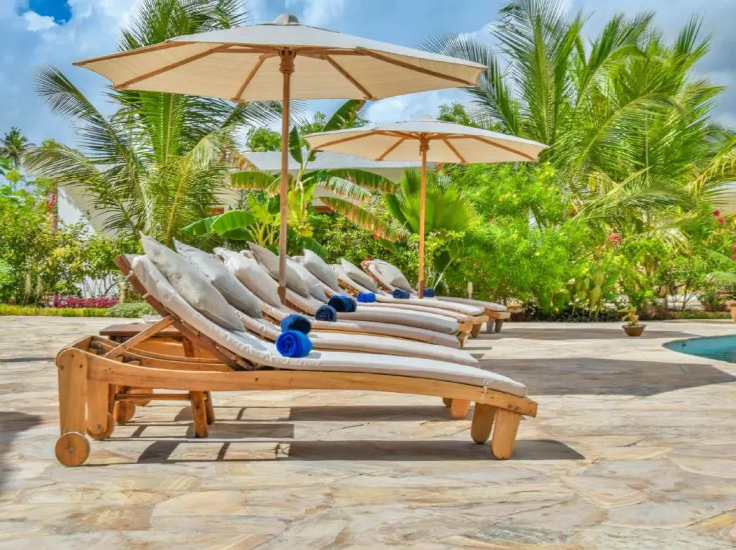 White Paradise Zanzibar