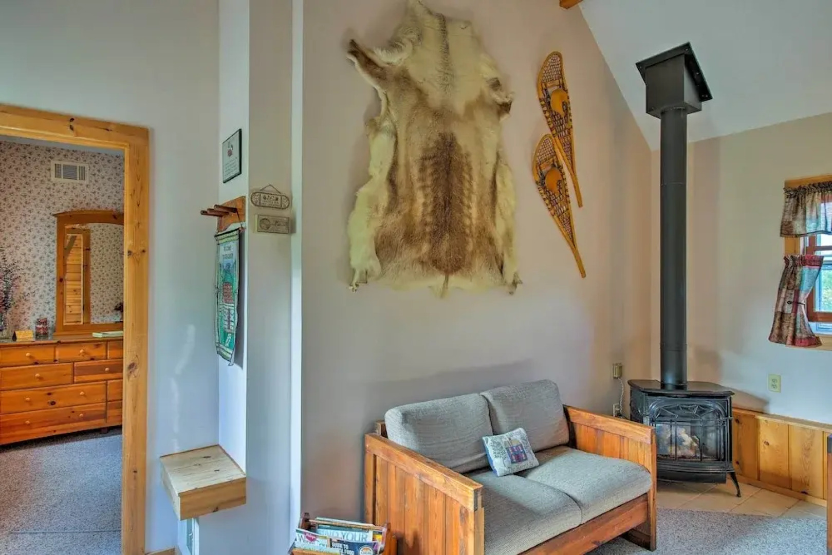 Leelanau Country Cottage ~ 4 Mi to Suttons Bay!