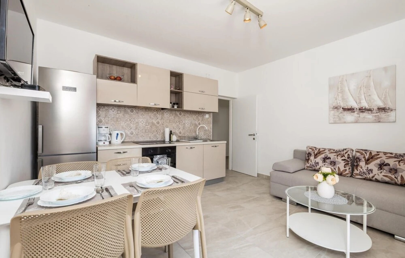 Beautiful Apartment in Sveti Juraj With Wifi and 2 Bedrooms