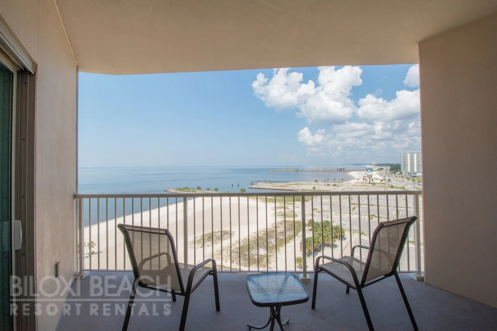 Sea Breeze 1007 Penthouse