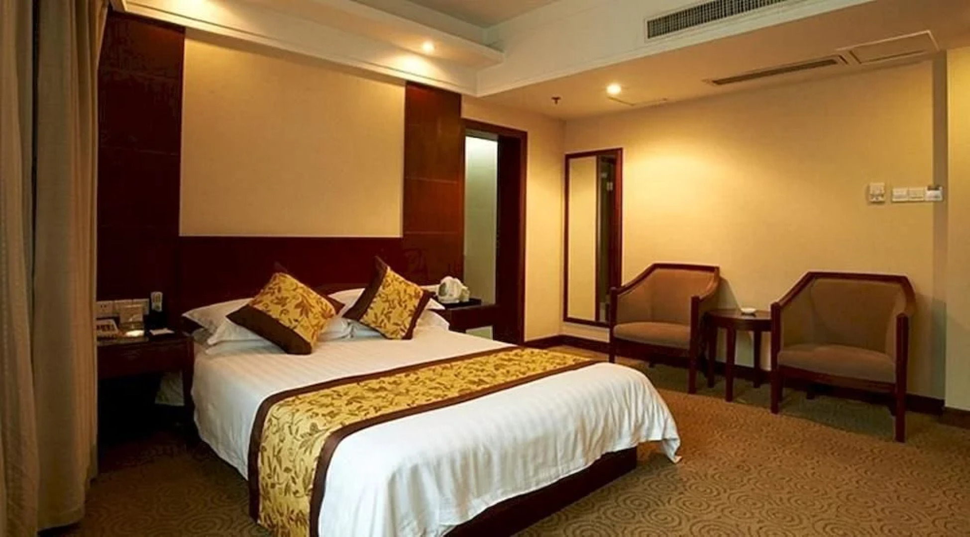 Ningbo Asia Pacific Four Seasons Hotels