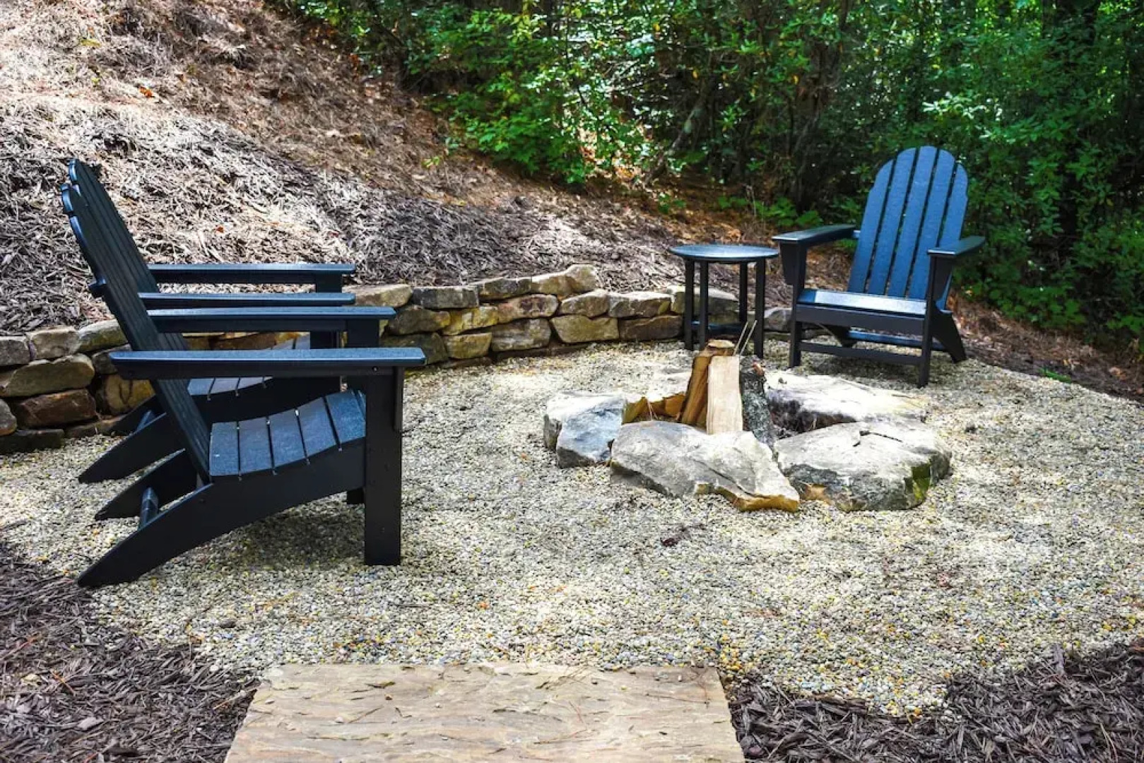 Spacious Georgia Escape w/ Fireplace, Deck & Grill