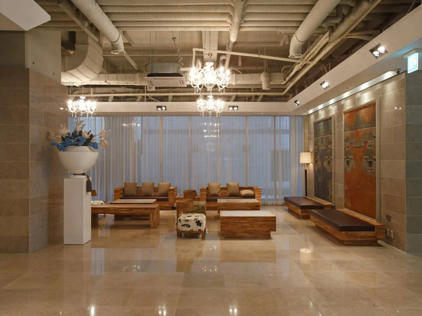 Ramada Hotels & Suites Seoul Namdaemun