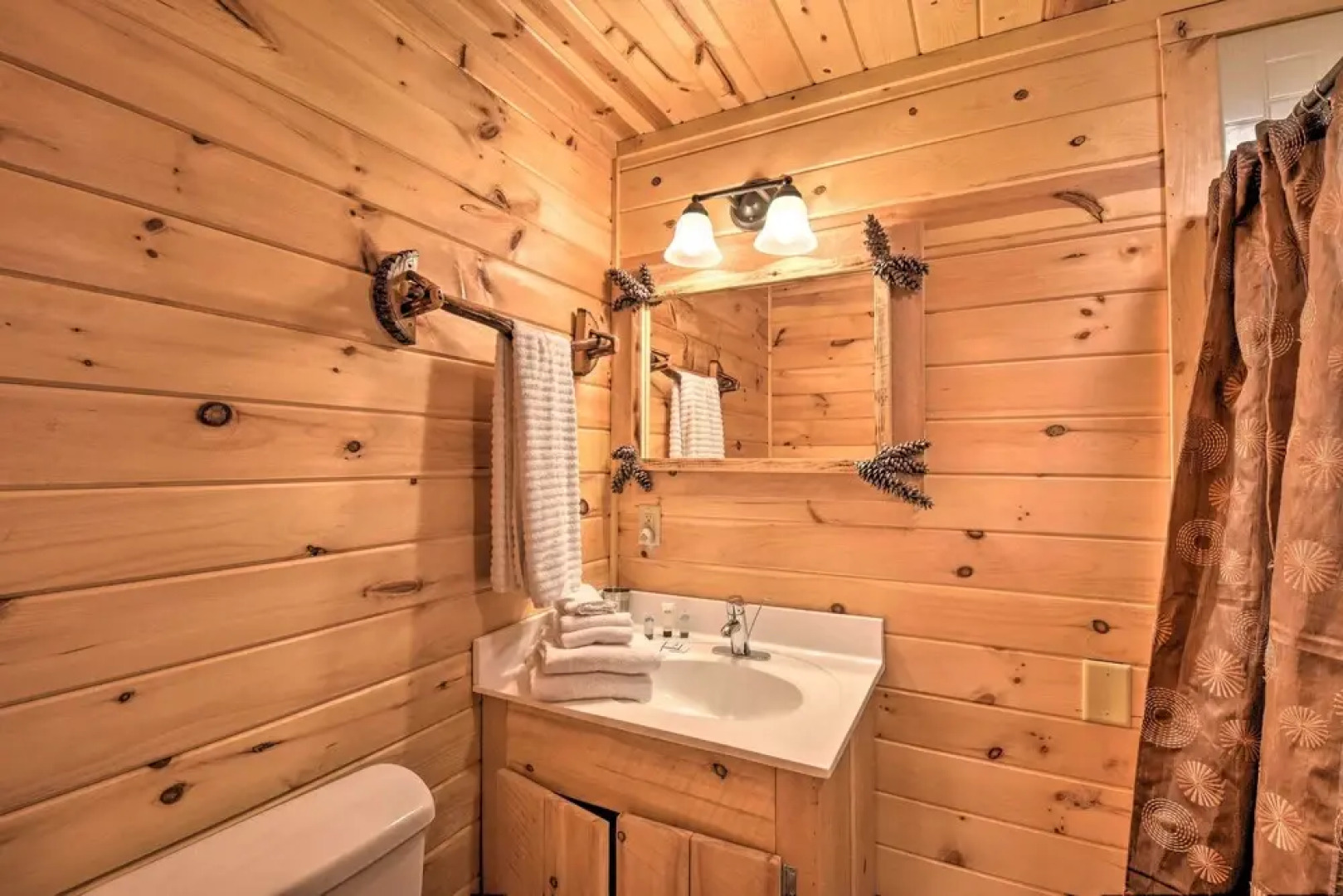 The Bear Paw at the Sautee Mountain Retreat