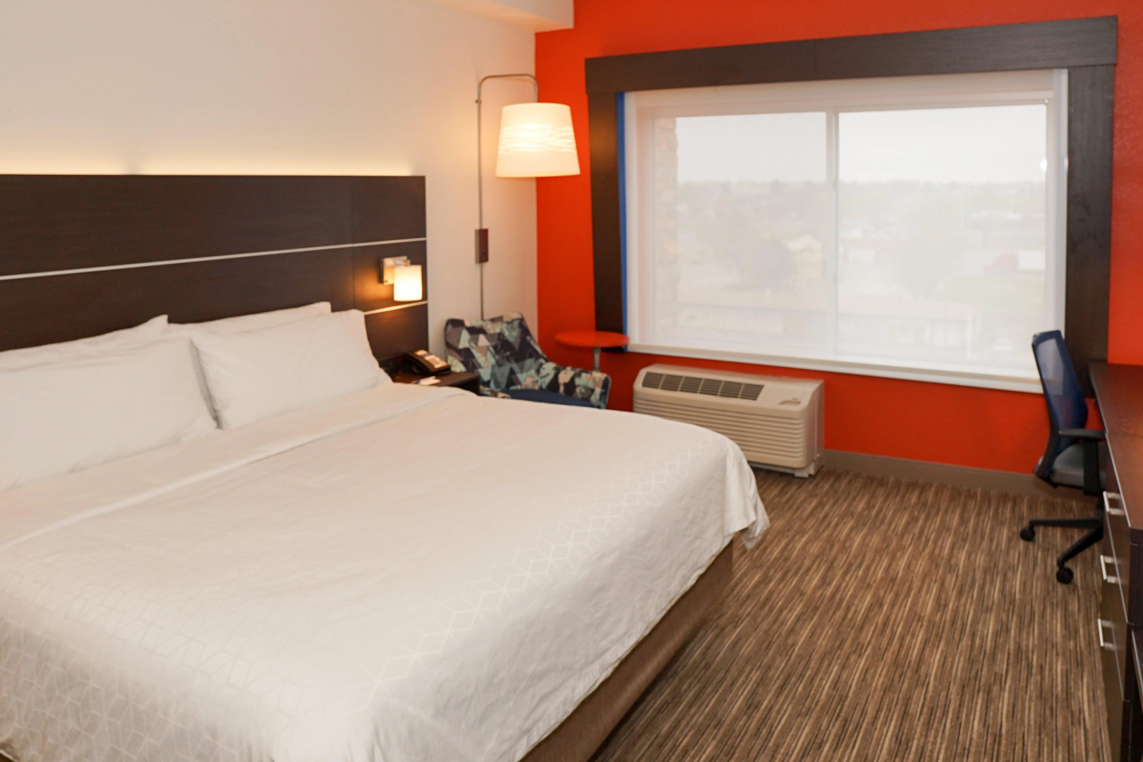 Holiday Inn Express & Suites Denver - Aurora Medical Campus by IHG
