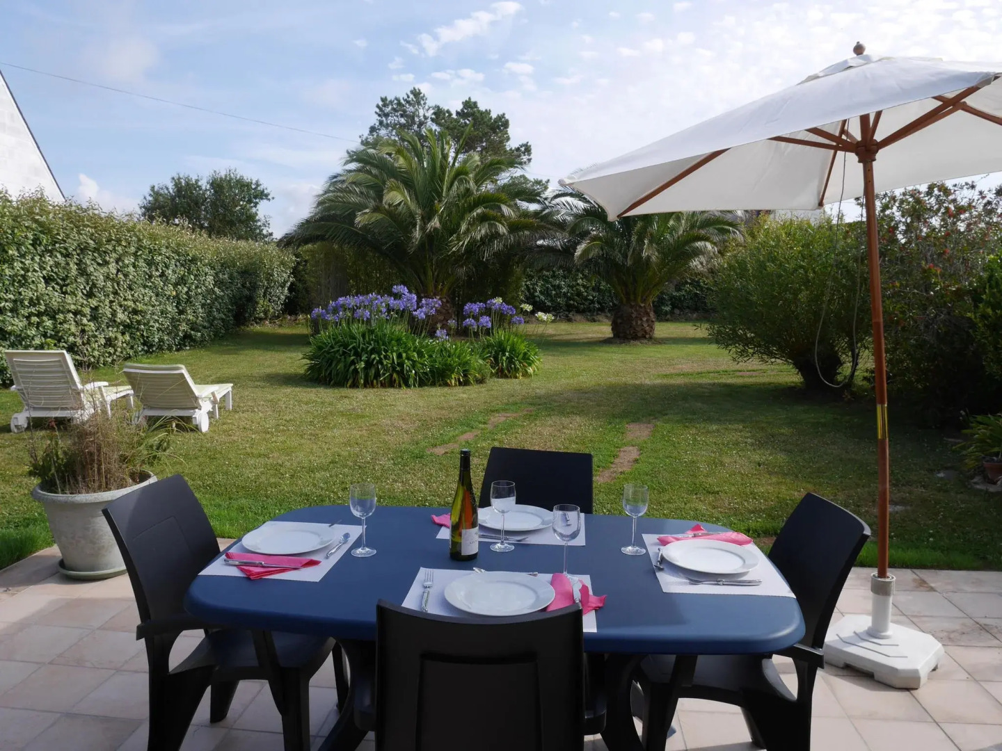 Holiday Home in Plouneour Near Sandy Beach