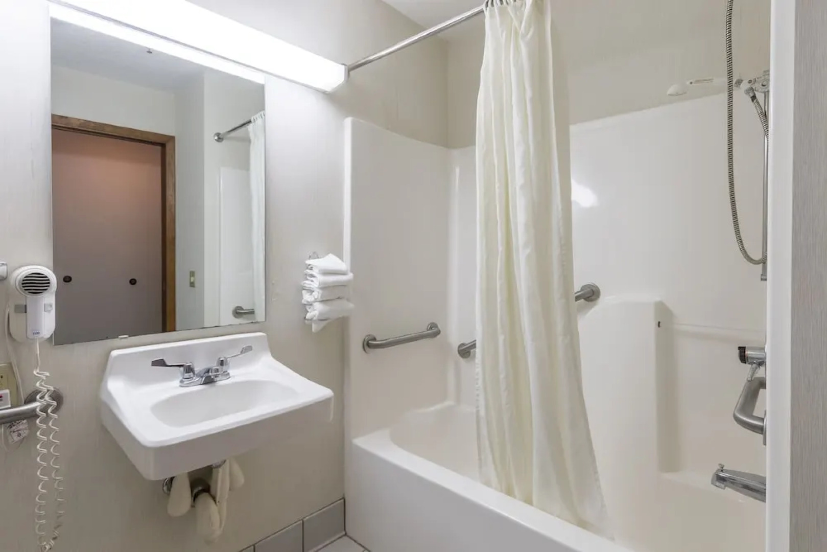 Quality Express Inn & Suites Mineral Wells