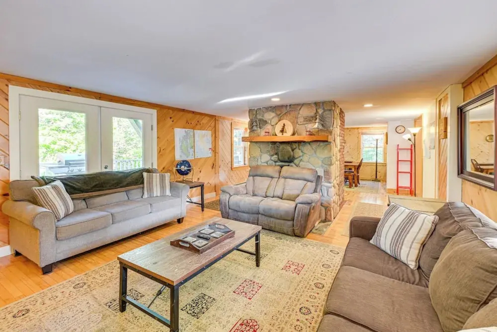 1 Mi to Acadia National Park: Spacious Retreat!