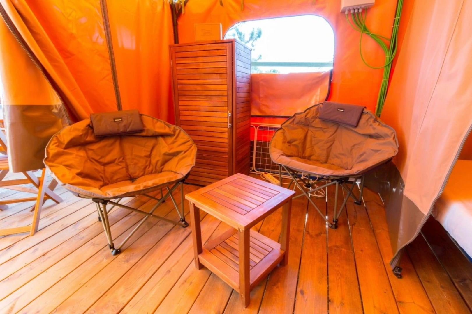 Camping Bungalows El Far