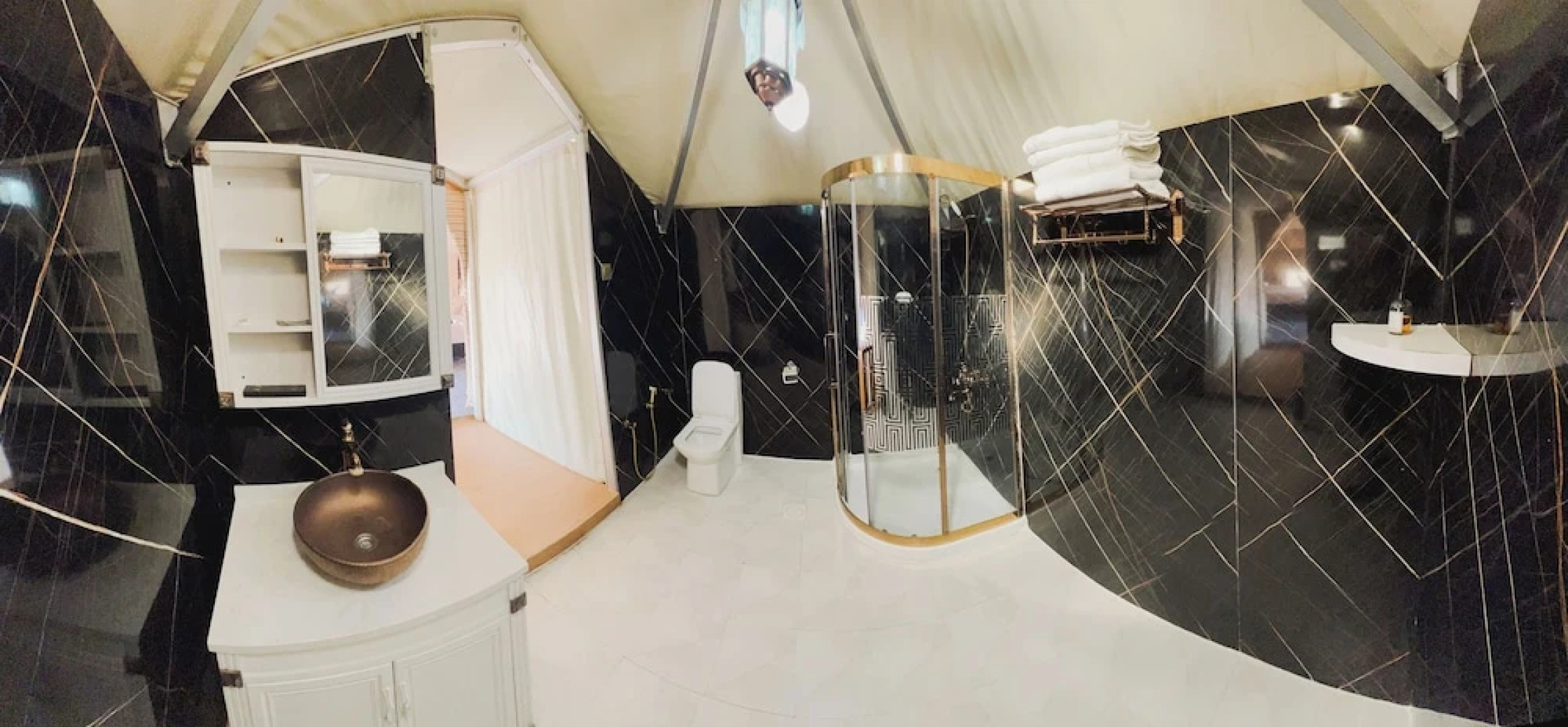 Luxury Desert Camp Oman