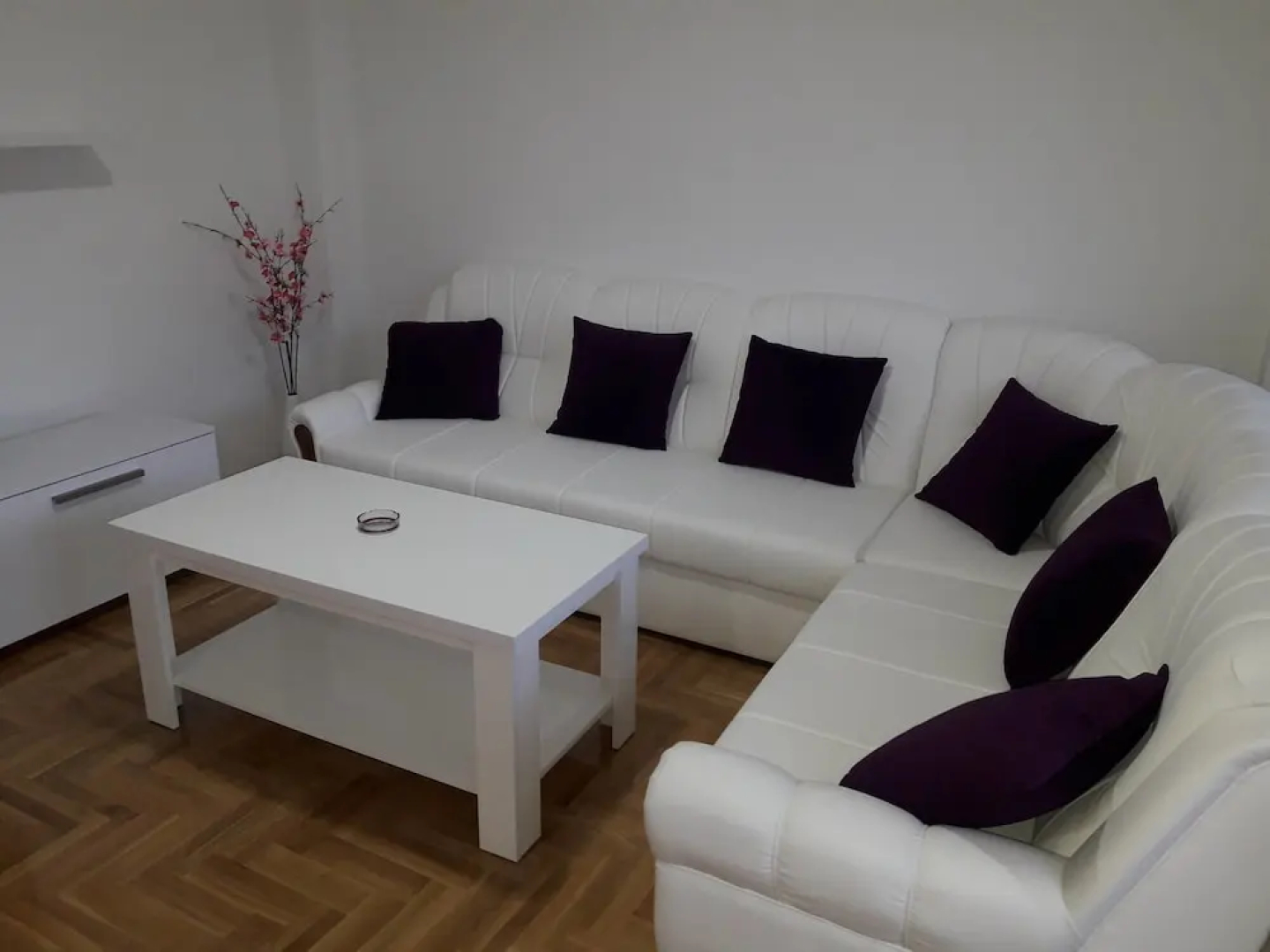 Apolon Apartments