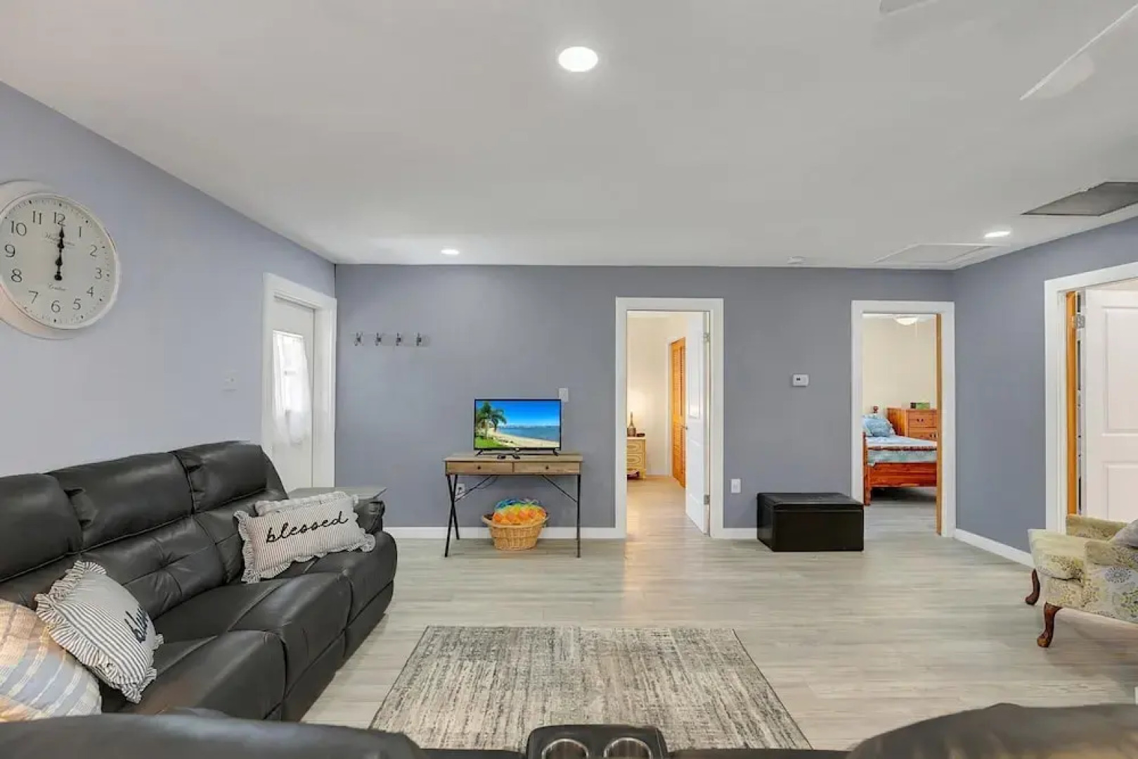 Charming Pool Home Minutes From Downtown Orlando and Winter Garden