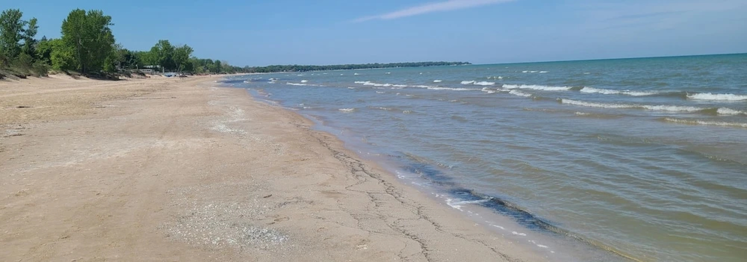 The Pinewood - Adult Getaway by the Lake