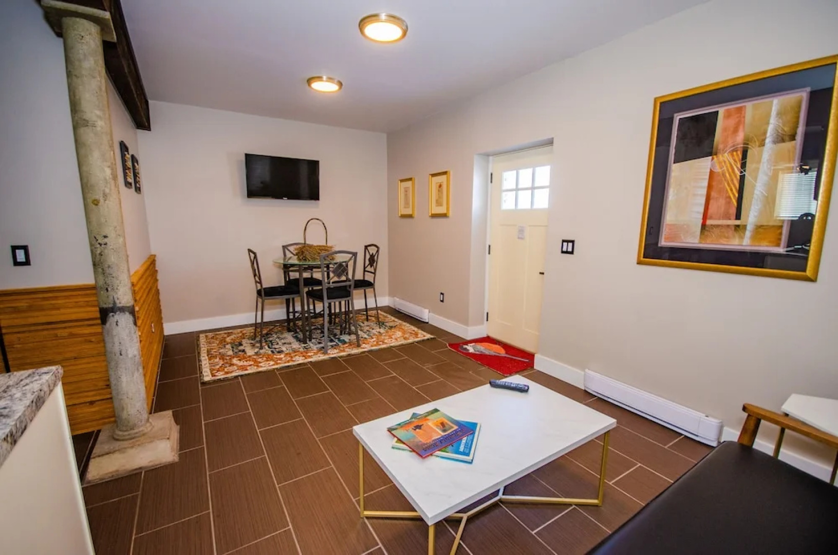 Tobacco Warehouse Inn