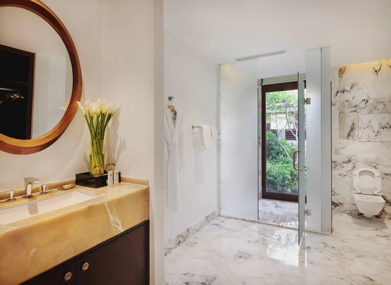 Курорт The St. Regis Sanya Yalong Bay