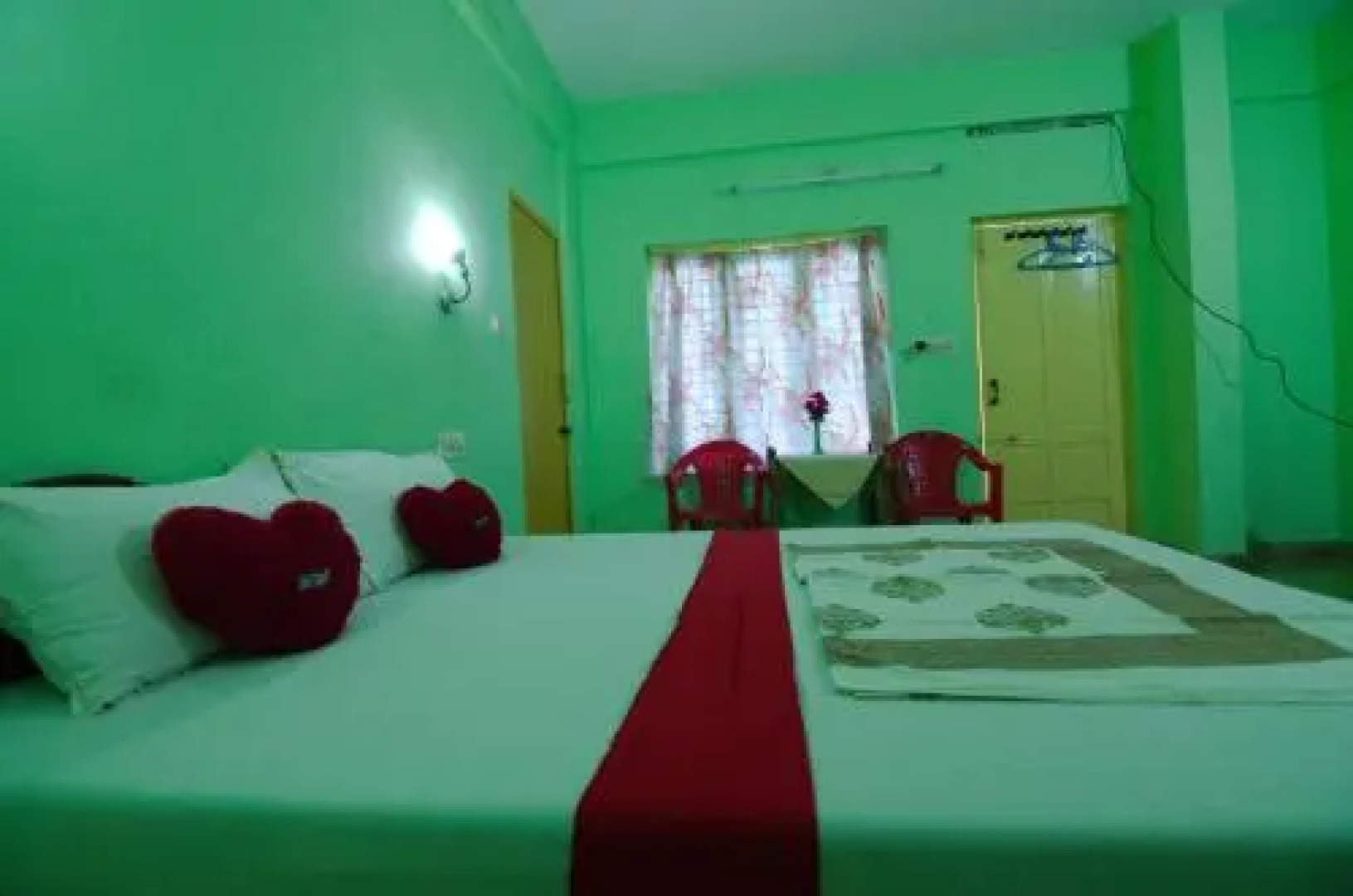 Shirleys Beach Hotel