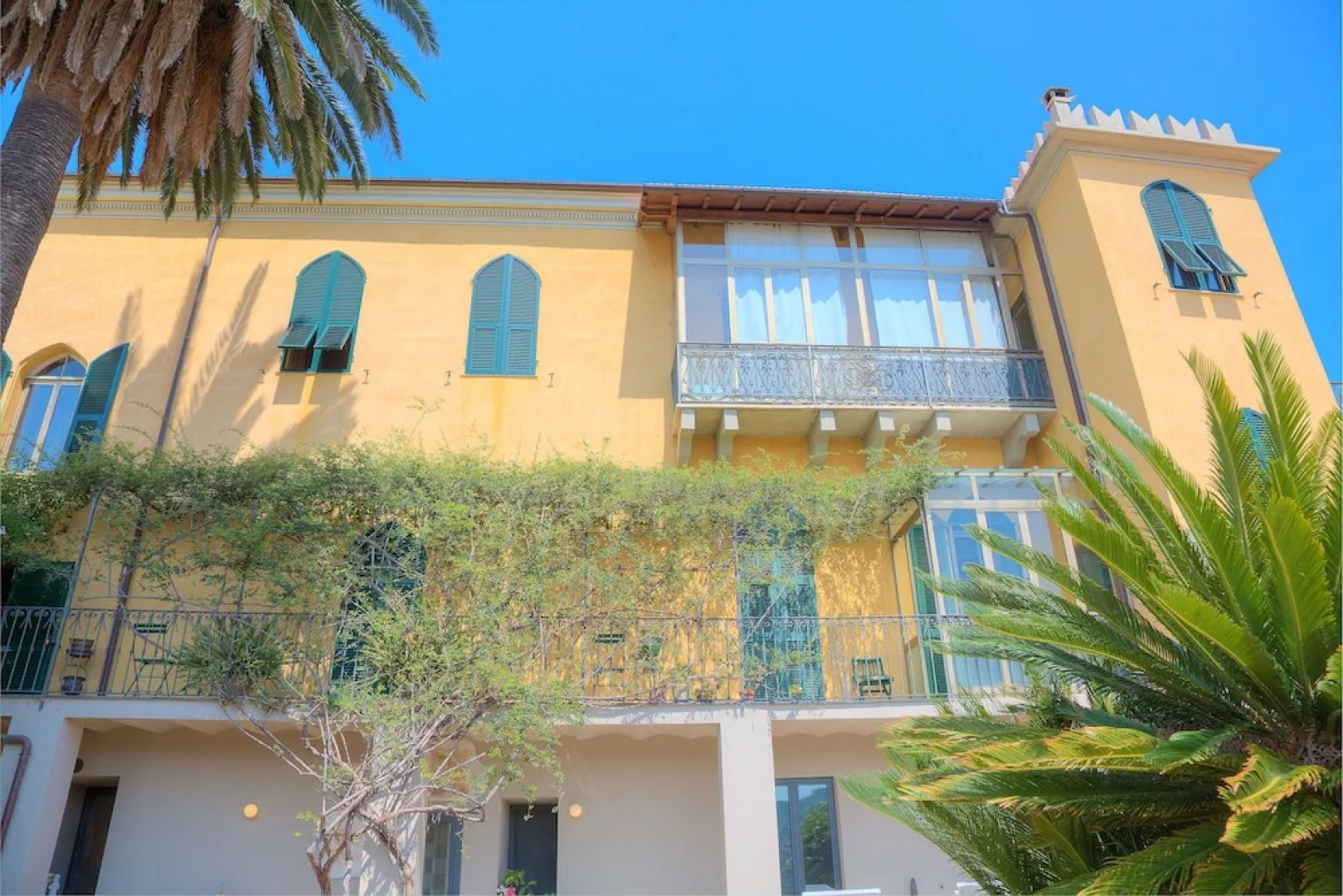 Casa Giulia Diano Castello