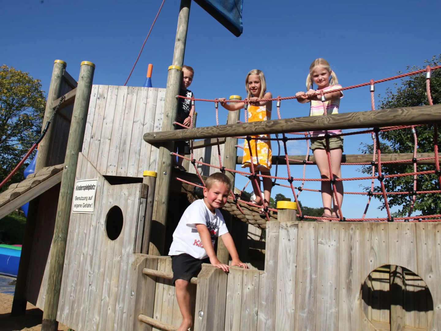 Enticing Holiday Home in Dahlem with Roofed Terrace