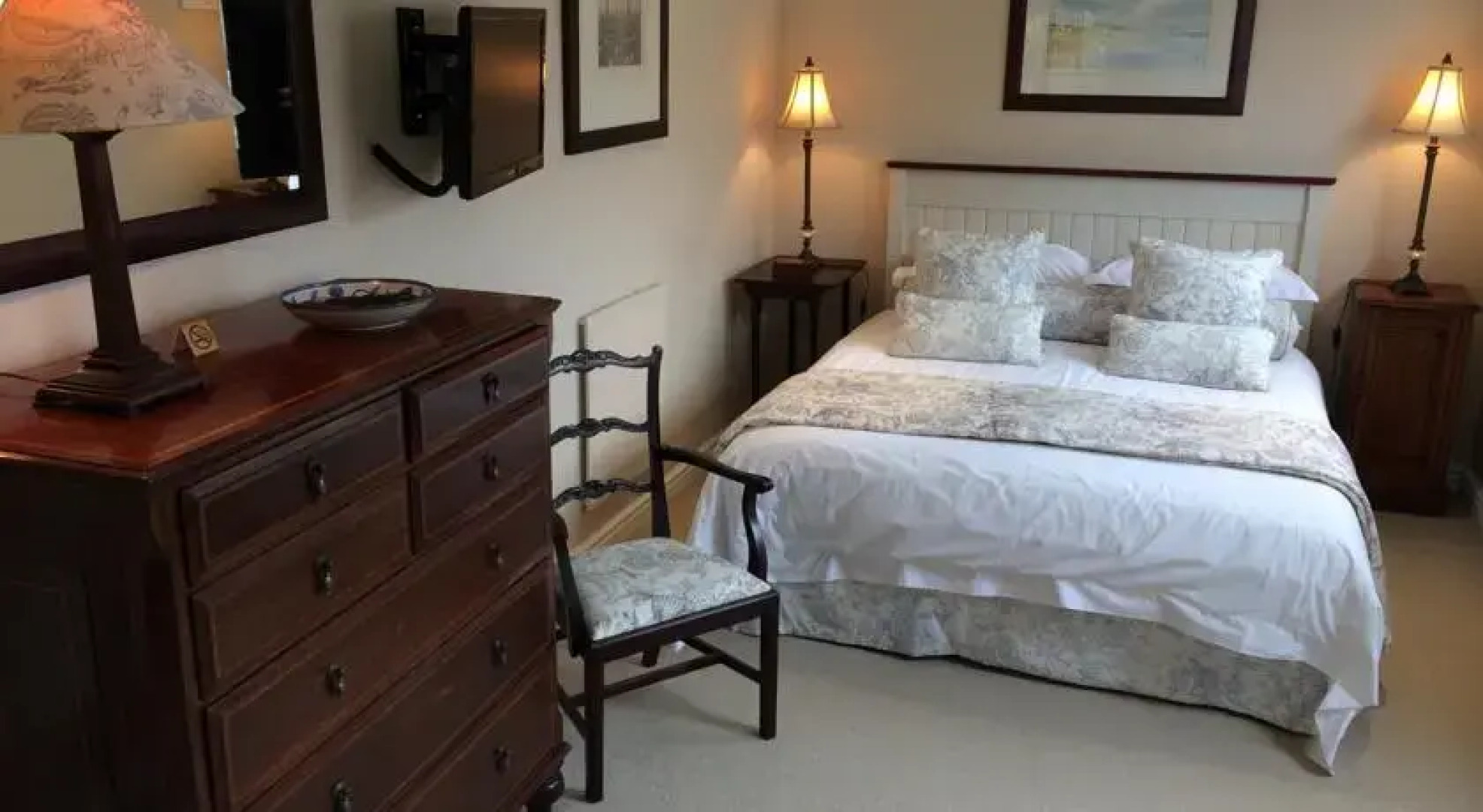 White Linen & Lavender B&B