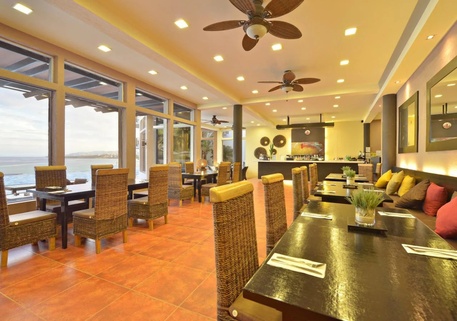 Cohiba Villas Apartments