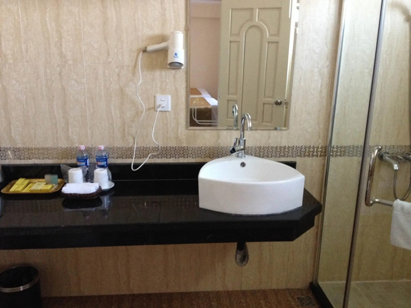 Hoang Long Hotel - Hai Phong Center