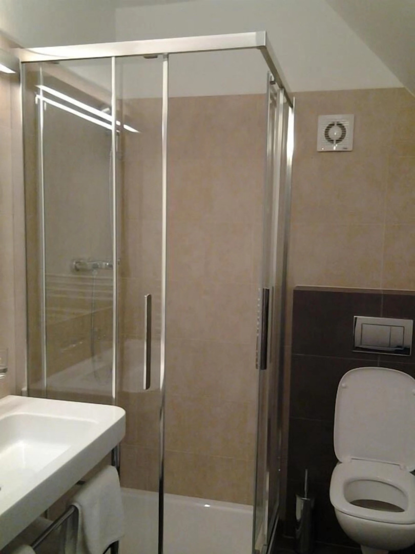 U Stare Pani - At the Old Lady Hotel