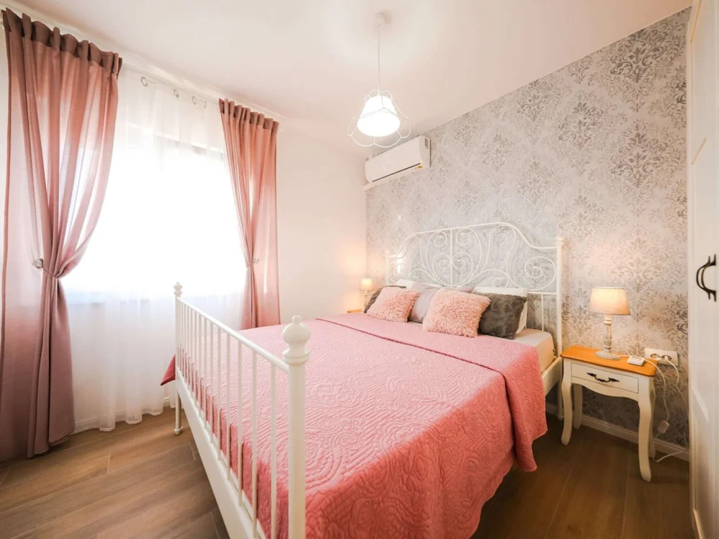 Villa in Pridraga With Pool and Five Person