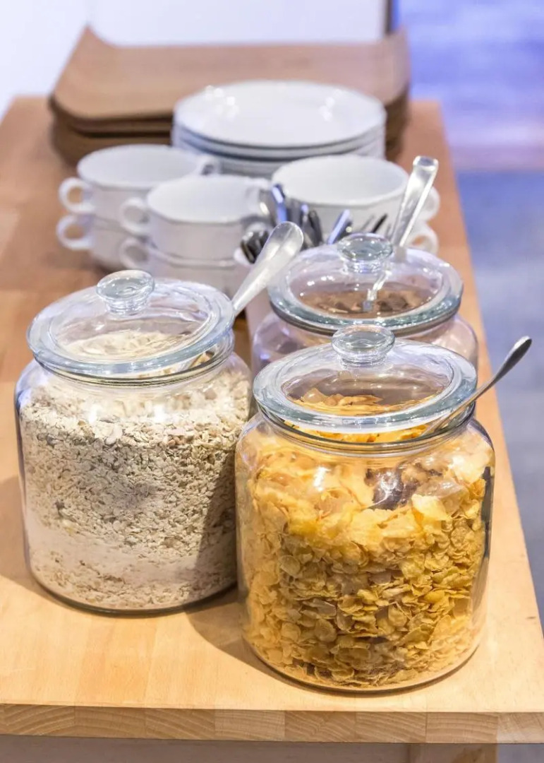 GRAND your home with common kitchens with self check-in