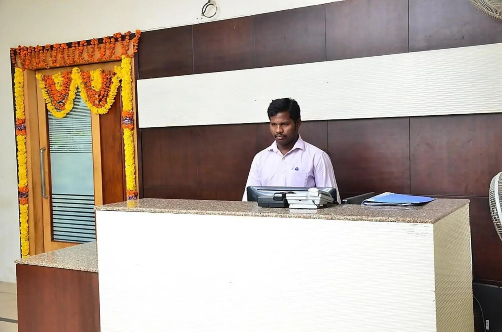 Hotel Sitara Grand