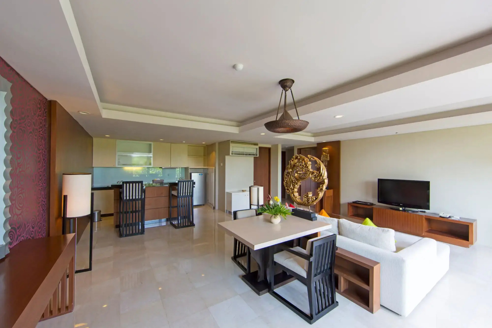 Le Grande Bali Hotel