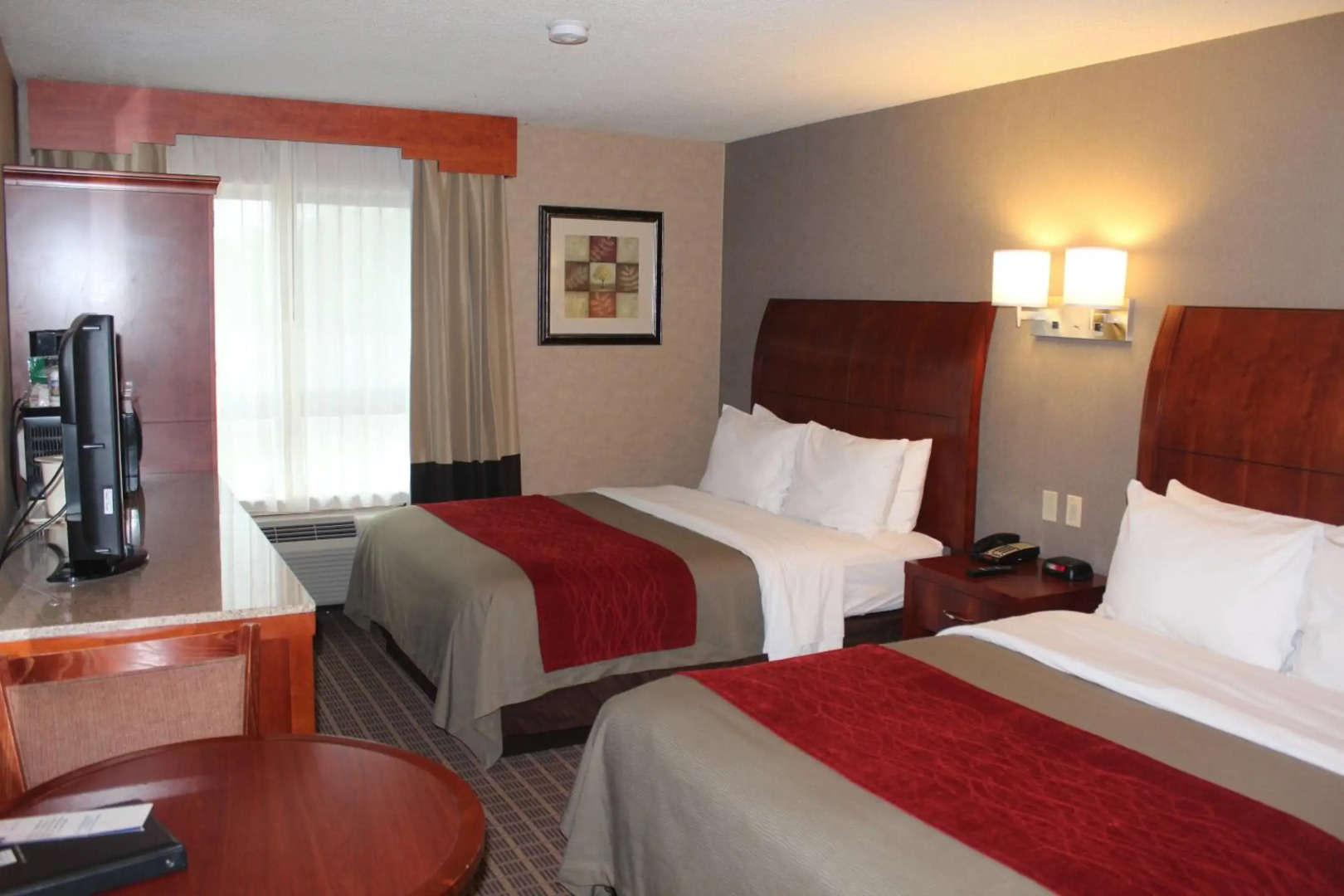 Comfort Inn & Suites West Springfield