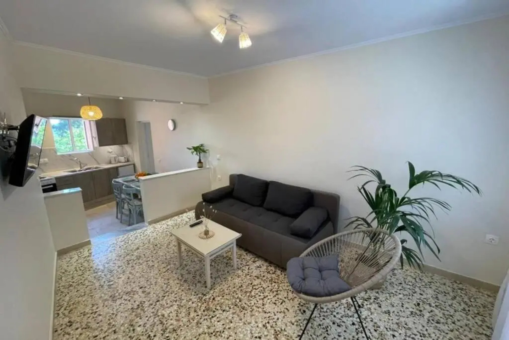 Vatos 2 bedroom apartment