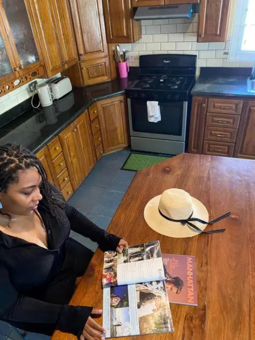 Runaway Bay 5 Bedroom Villa W/ a Large Pool. Gorgeous