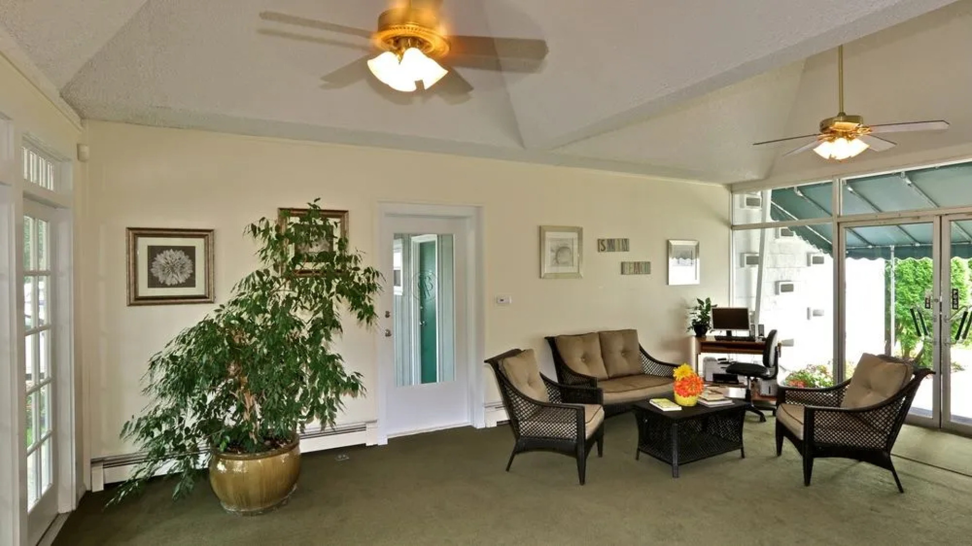 East Hampton House Resort